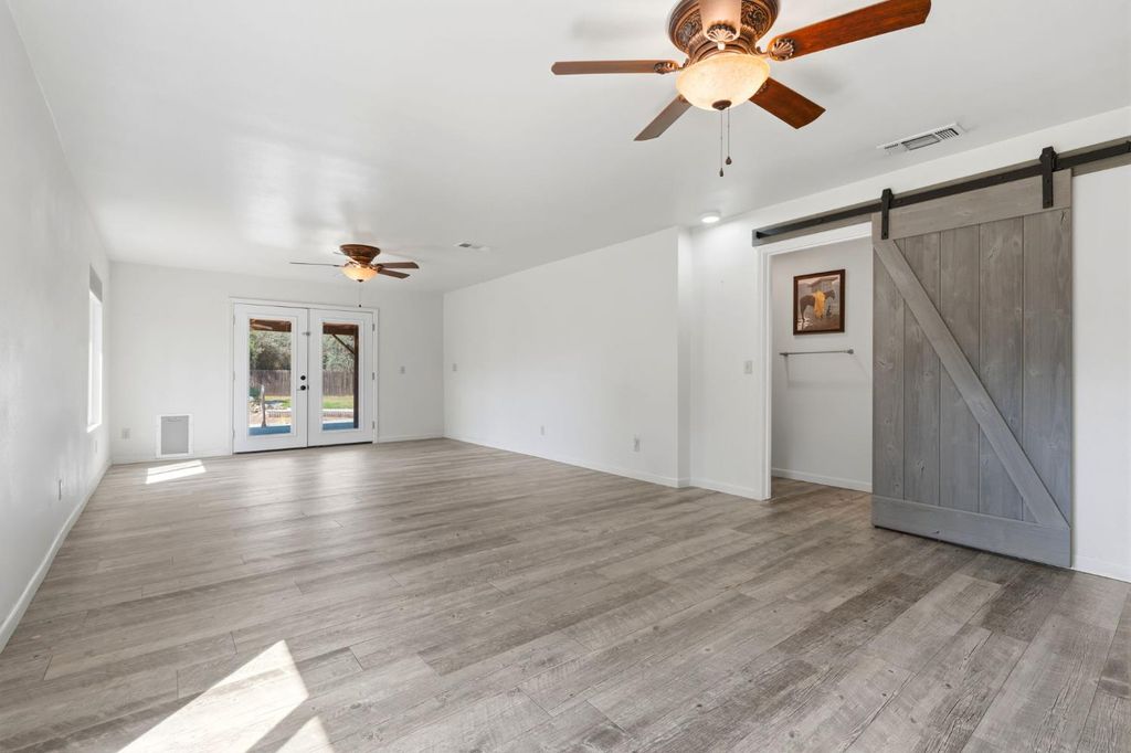 Image 45 of property listing at 24053 Road 212, Lindsay, CA 93247