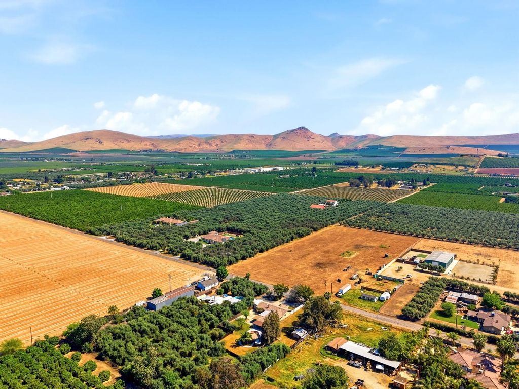 Image 67 of property listing at 24053 Road 212, Lindsay, CA 93247