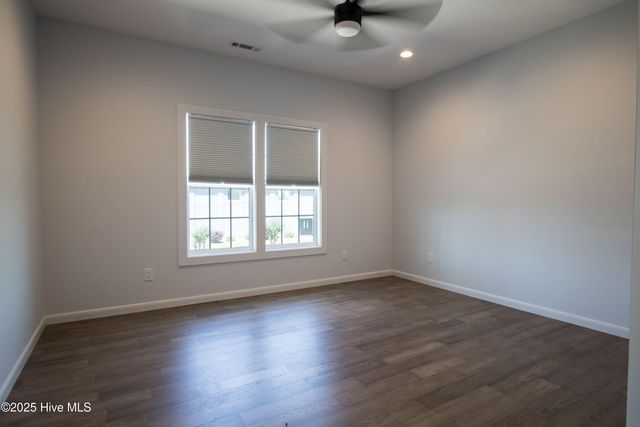 302 N 16th Street, Morehead City, NC 28557