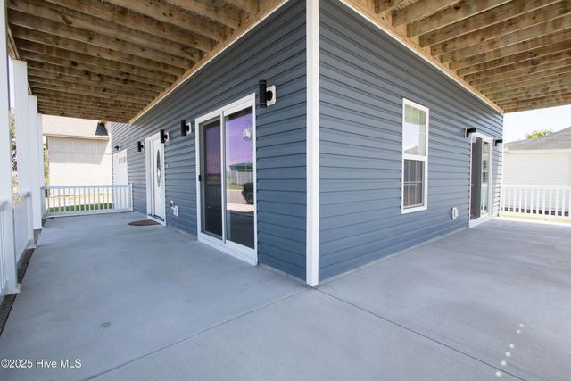 302 N 16th Street, Morehead City, NC 28557