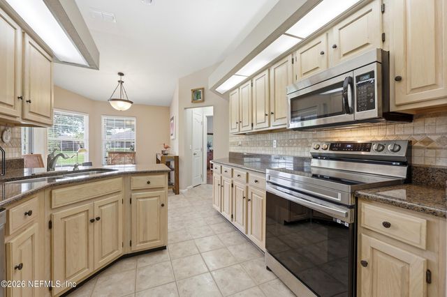 1532 SILVER BELL Lane, Fleming Island, FL 32003
