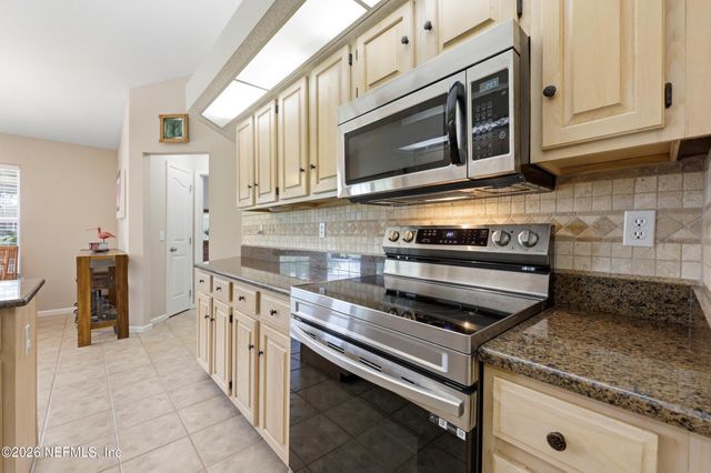 1532 SILVER BELL Lane, Fleming Island, FL 32003