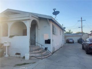 1715 E 70th, Los Angeles, CA 90001