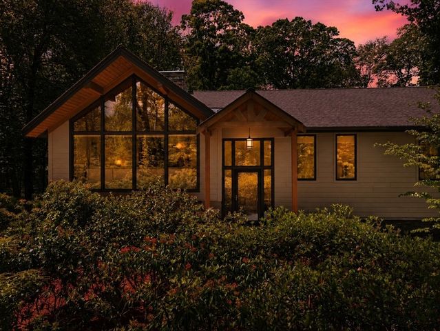 26 Dennis Circle, Northborough, MA 01532