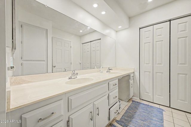 26417 S TRURO Drive, Sun Lakes, AZ 85248