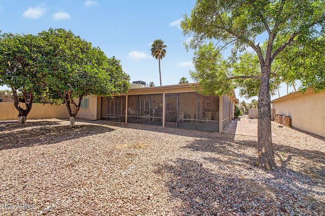 26417 S TRURO Drive, Sun Lakes, AZ 85248