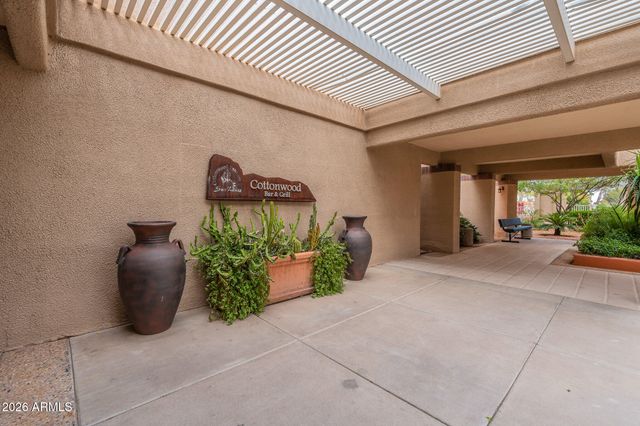 26417 S TRURO Drive, Sun Lakes, AZ 85248