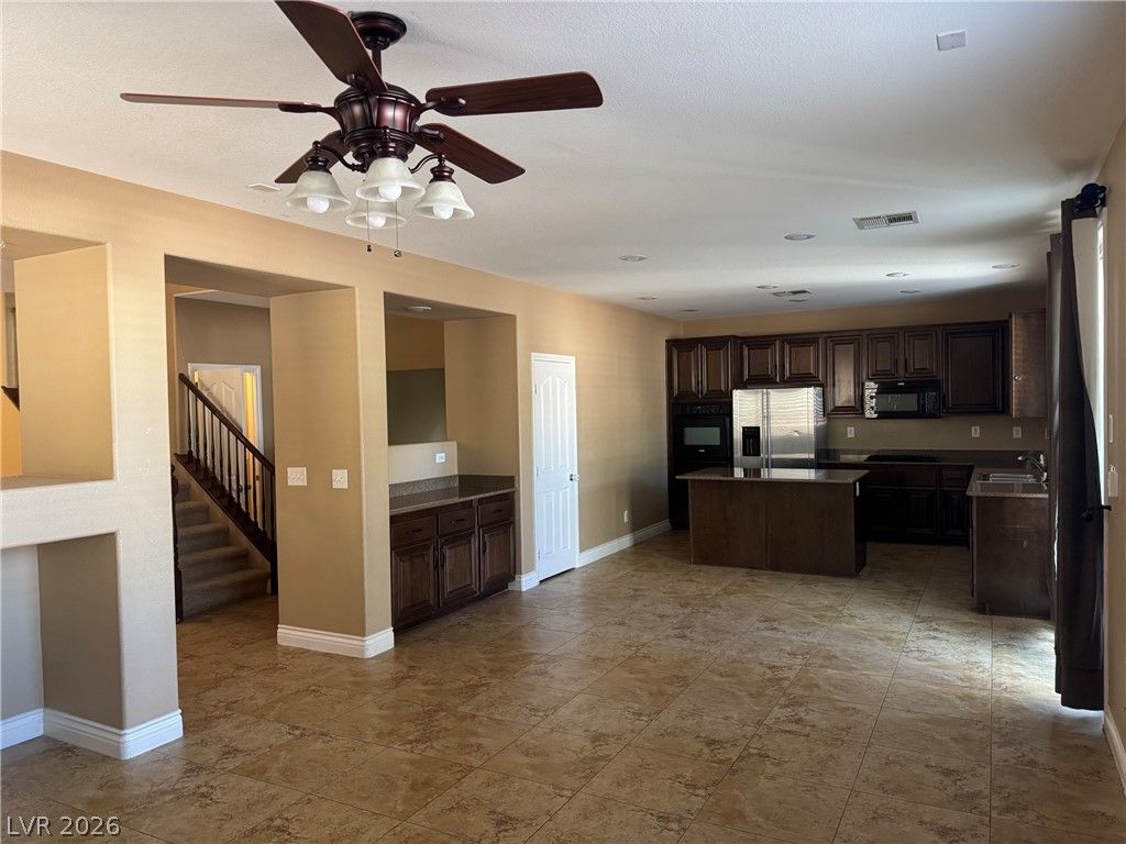 11022 Cherokee Landing Street, Las Vegas, NV 89179 — photo 5