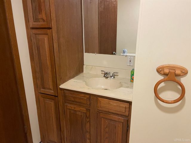 N15033 Dutton Avenue, Amberg T-wi, WI 54102