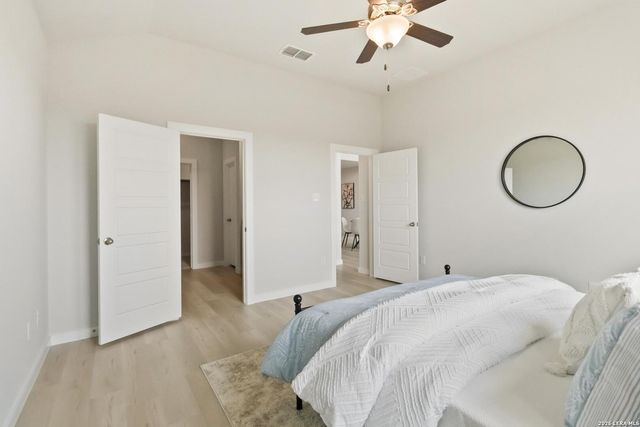 16447 Ginger Crossing, Elmendorf, TX 78112