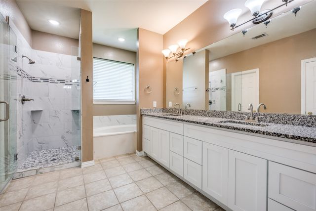 303 Ravenna Road, Lake Dallas, TX 75065