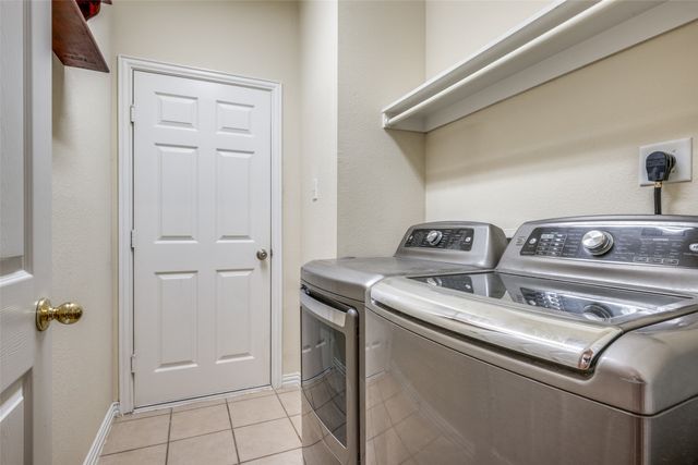 303 Ravenna Road, Lake Dallas, TX 75065