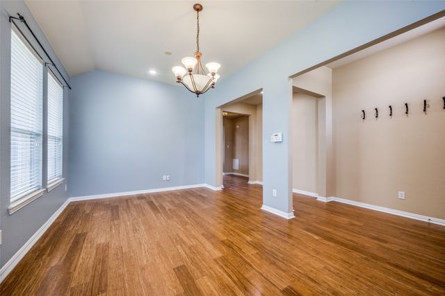 303 Ravenna Road, Lake Dallas, TX 75065