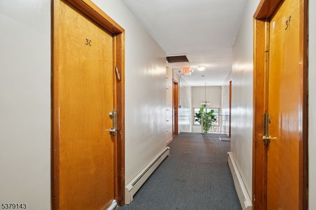 14 Hazard Pl 3C, Elizabeth City, NJ 07208