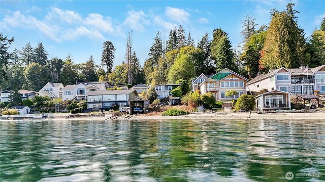 1129 Colchester Drive SE, Port Orchard, WA 98366