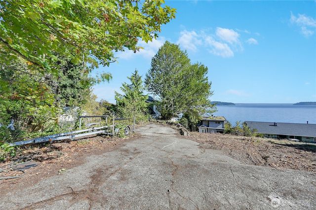 1129 Colchester Drive SE, Port Orchard, WA 98366