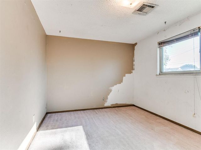 1004 W Idylwild Drive, Oklahoma City, OK 73110