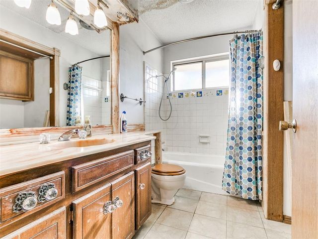 1004 W Idylwild Drive, Oklahoma City, OK 73110