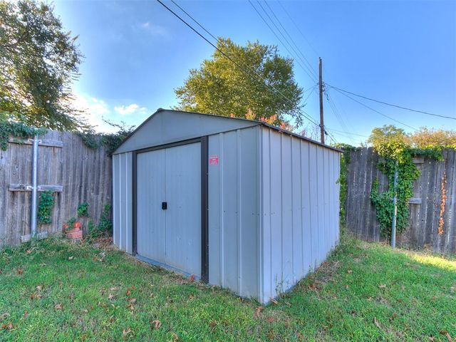 1004 W Idylwild Drive, Oklahoma City, OK 73110