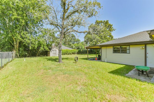26560 Sorters Road, Porter, TX 77365