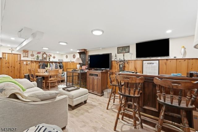23 Madison St, Belleville Twp., NJ 07109