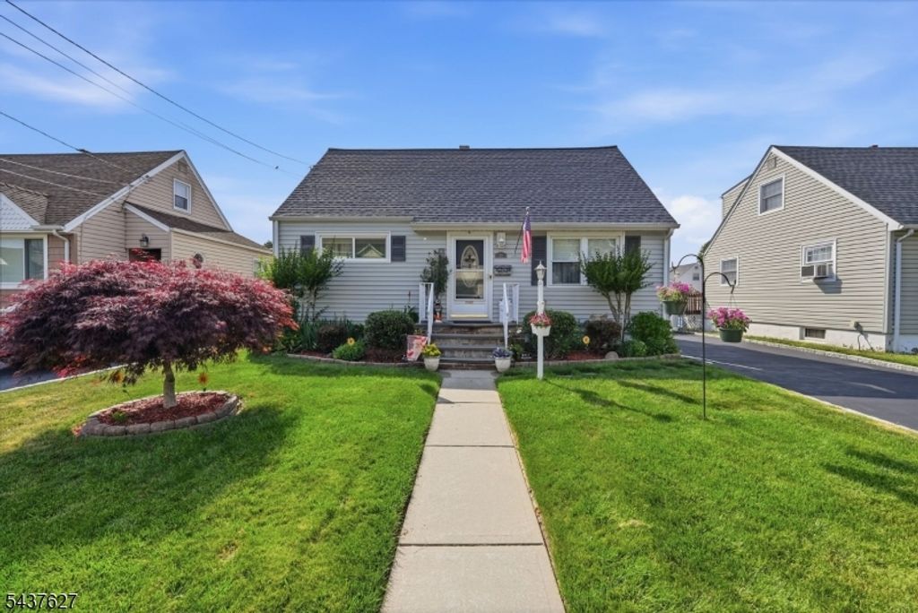 23 Madison St, Belleville Twp., NJ 07109