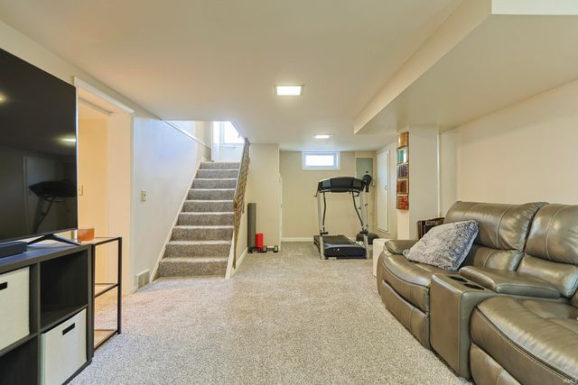 420 S 32nd Street, South Bend, IN 46615