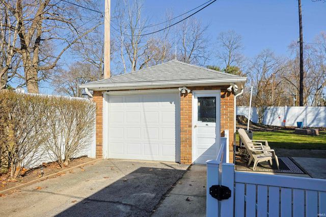 420 S 32nd Street, South Bend, IN 46615