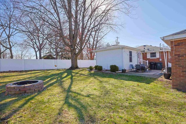 420 S 32nd Street, South Bend, IN 46615
