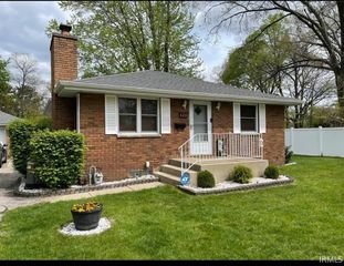 420 S 32nd Street, South Bend, IN 46615