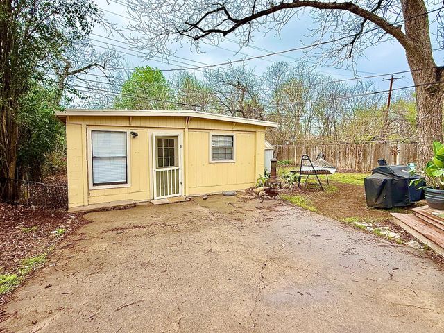 5712 Chesterfield Ave B, Austin, TX 78752