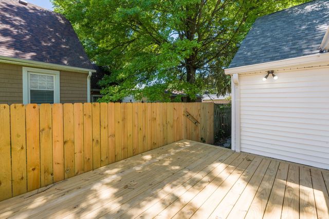 1649 Marlo Avenue, Davenport, IA 52803