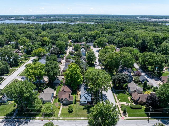 1649 Marlo Avenue, Davenport, IA 52803