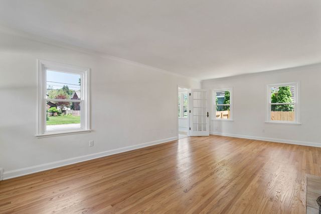 1649 Marlo Avenue, Davenport, IA 52803