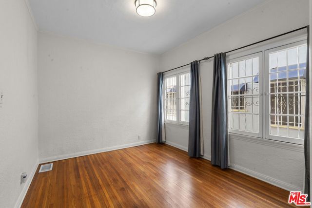 327 Ogden Drive, Los Angeles, CA 90036