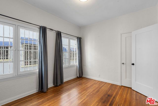 327 Ogden Drive, Los Angeles, CA 90036