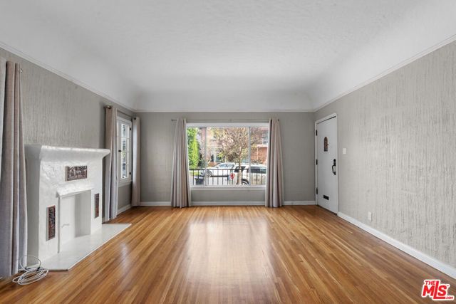 327 Ogden Drive, Los Angeles, CA 90036