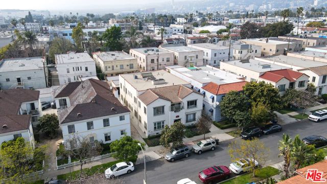 327 Ogden Drive, Los Angeles, CA 90036