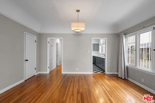 327 Ogden Drive, Los Angeles, CA 90036