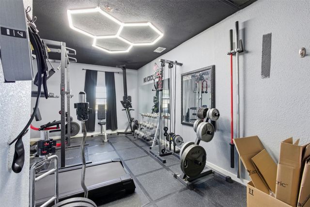 2028 Forreston Road, Waxahachie, TX 75165