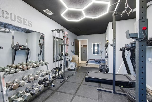 2028 Forreston Road, Waxahachie, TX 75165