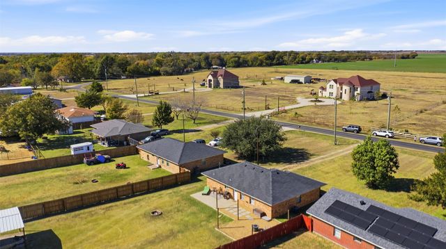 2028 Forreston Road, Waxahachie, TX 75165