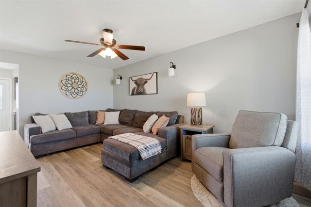 2028 Forreston Road, Waxahachie, TX 75165