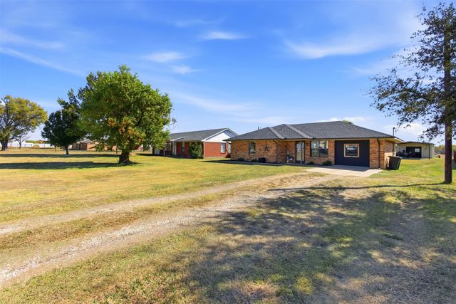 2028 Forreston Road, Waxahachie, TX 75165