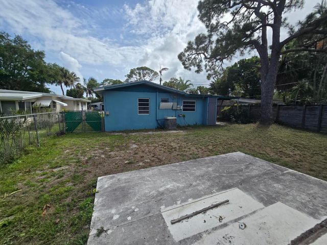 1107 SW 19th Street, Fort Lauderdale, FL 33315