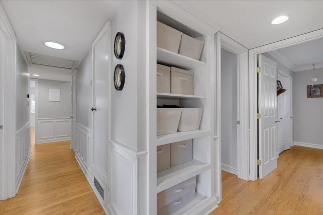 2300 Homewood Way, Carmichael, CA 95608