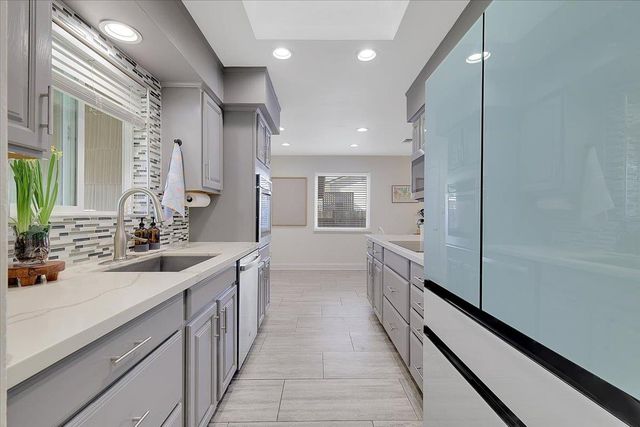 2300 Homewood Way, Carmichael, CA 95608