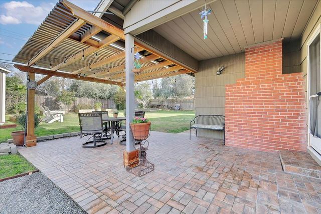 2300 Homewood Way, Carmichael, CA 95608