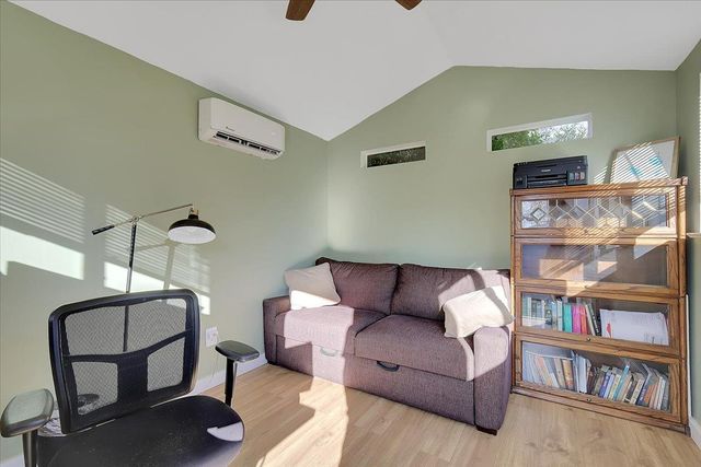 2300 Homewood Way, Carmichael, CA 95608