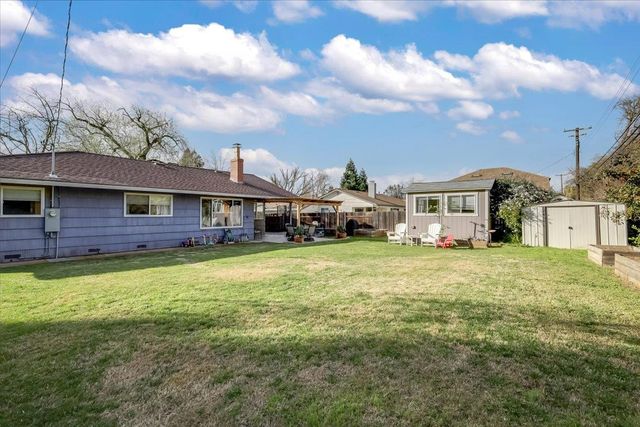 2300 Homewood Way, Carmichael, CA 95608